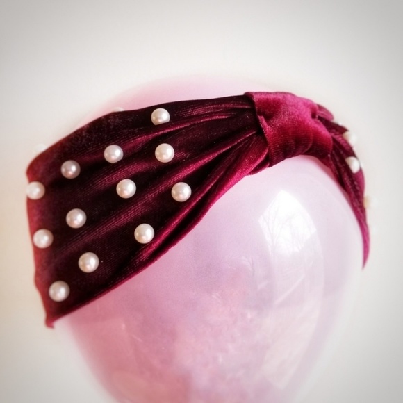 Accessories - Women's Velvet headwrap hair band burgundy nwt